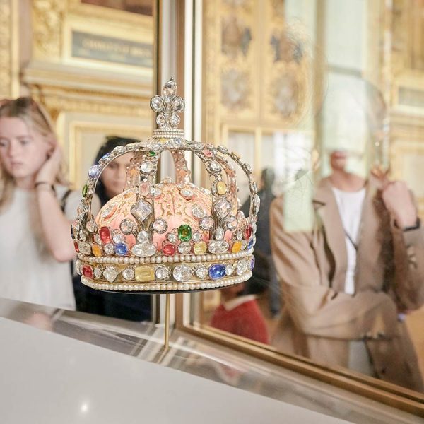 Joyas de la Corona museo del Louvre