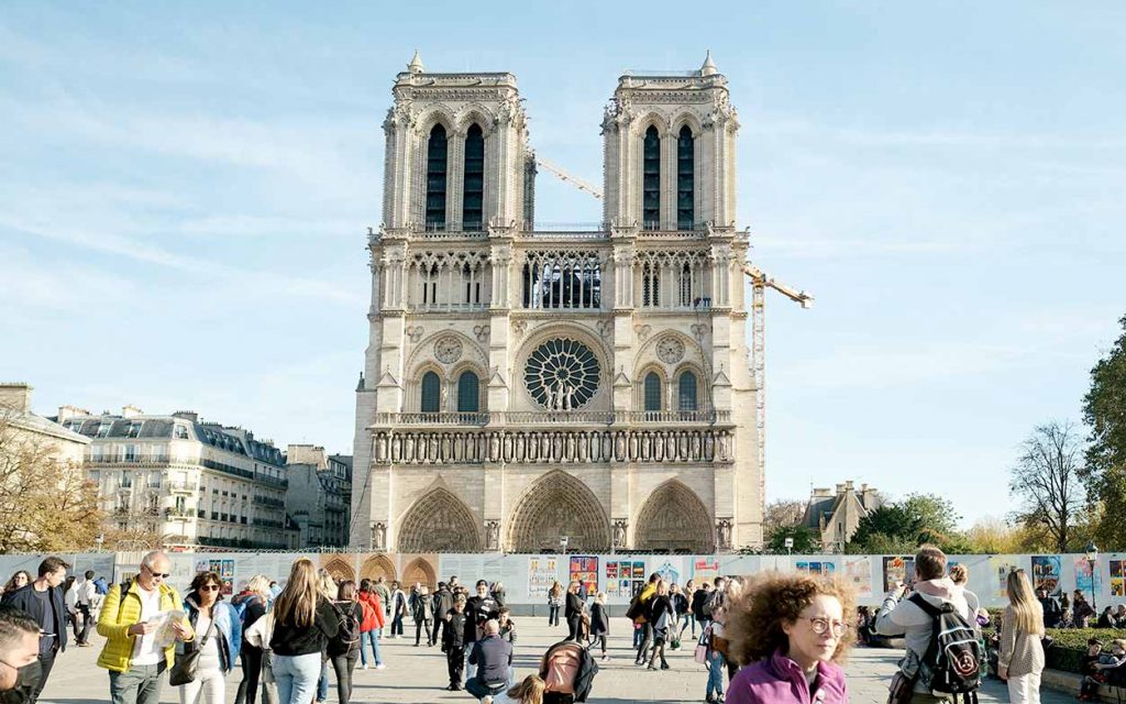 Qué hacer en París. Visitar la Catedral de Notre Dame de París.