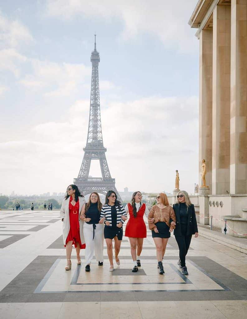 Sesión de fotos en París amigas