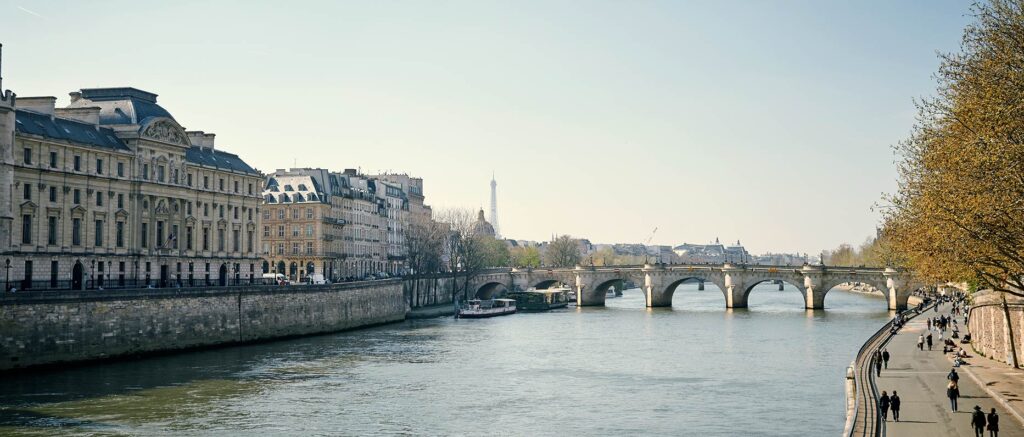 Tours en París en español privados y semi privados.