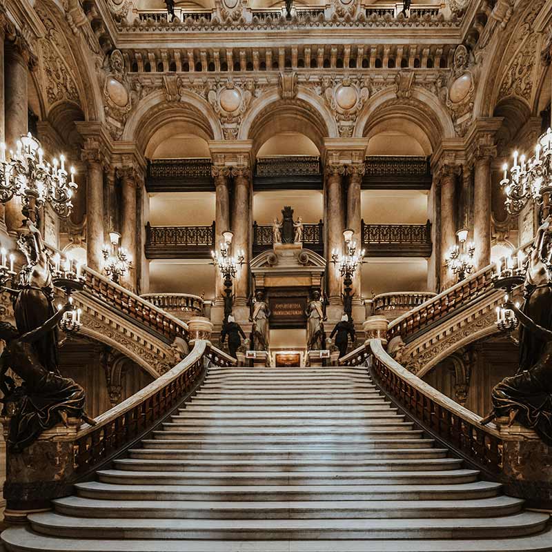Visita guiada en Palacio Ópera Garnier de París con Loca Suelta en París visita guiada.