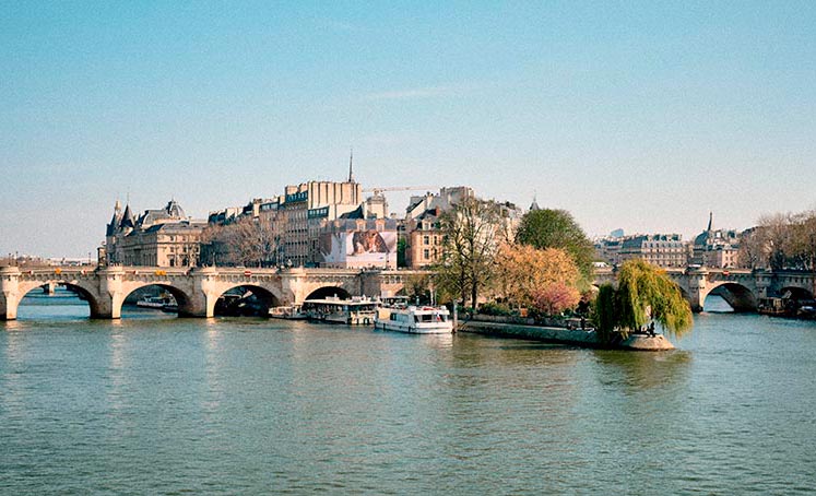 Mejores tours en París en español. Mejores tours en París en español.