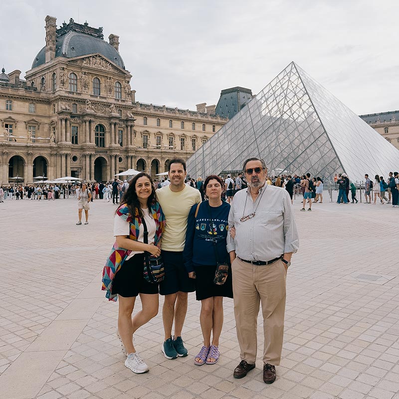 Tours privados en París con chofer y guía en español Tours privados en París con chofer y guía en español